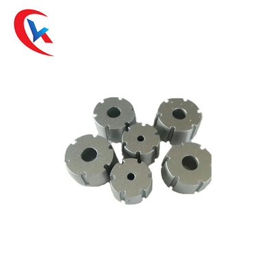 Cold Heading Forging Tungsten Carbide Die Bolt 84,8 HRA Ketahanan Aus
