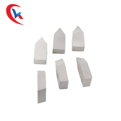 Brazed Tungsten Carbide Tips Coating Tahan Aus Bagian Aus Tungsten Carbide Kekerasan Tinggi