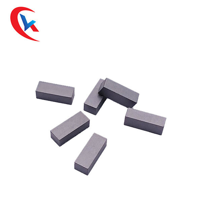 Ubin Aus Tungsten Carbide Kosong / Suku Cadang Aus Hardfacing Untuk Stabilizer